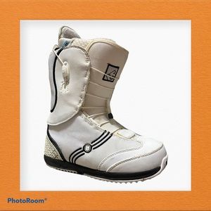 Burton snowboarding boots